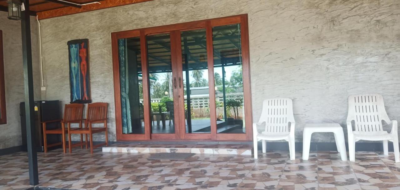 Kohjum Freedom Resort Koh Jum Dış mekan fotoğraf