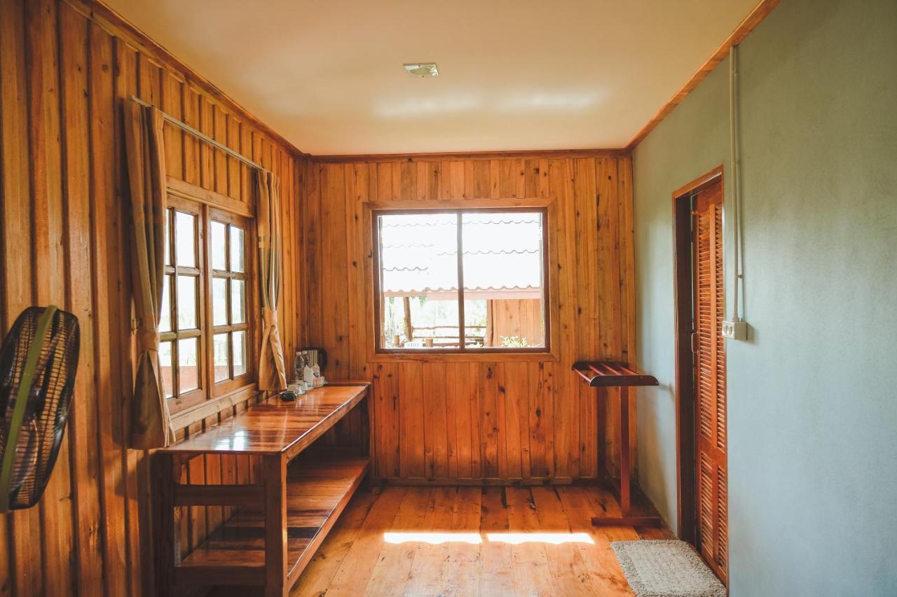 Kohjum Freedom Resort Koh Jum Dış mekan fotoğraf