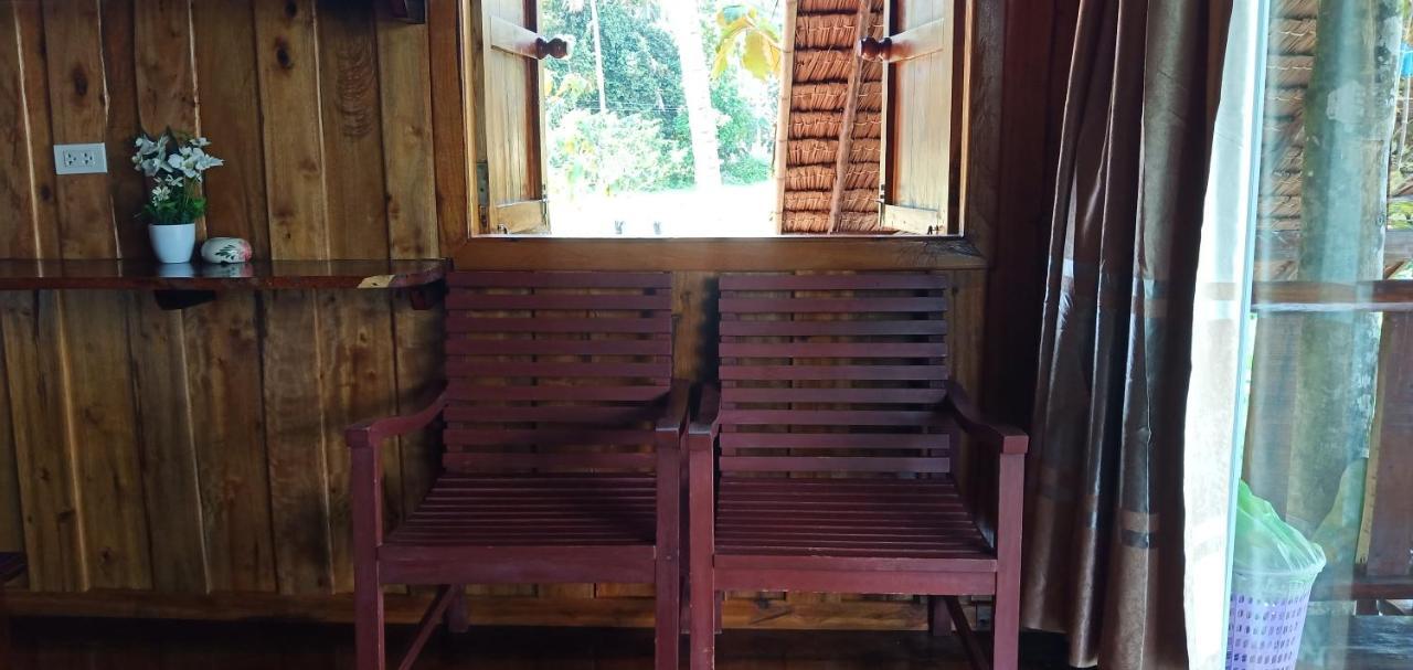 Kohjum Freedom Resort Koh Jum Dış mekan fotoğraf