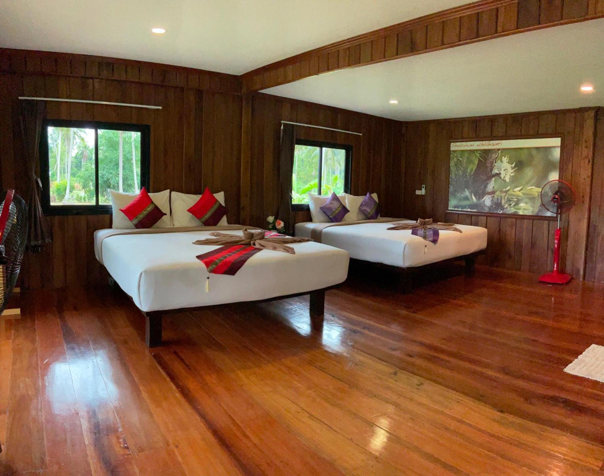 Kohjum Freedom Resort Koh Jum Dış mekan fotoğraf